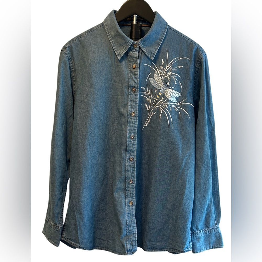 Vintage Cottagecore Cabincore Embroidered Denim Chambray Cotton Shirt. Size XL